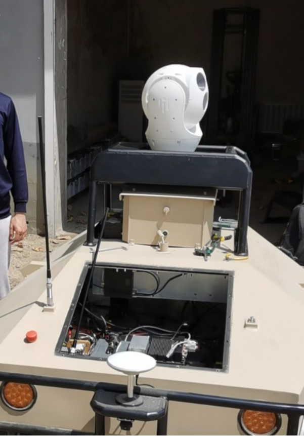 نظام مضاد للطائرات بدون طيار مثبت على المركبات