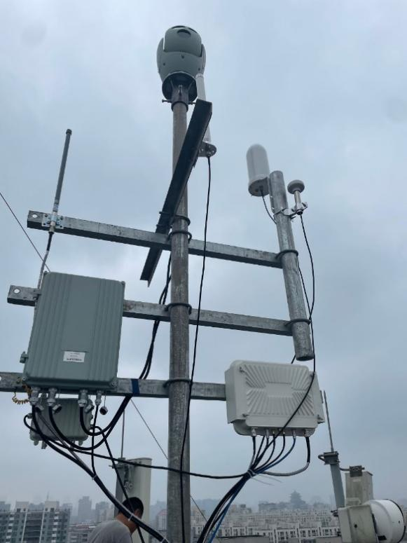 مراقبة الطائرات بدون طيار لمسافات طويلة