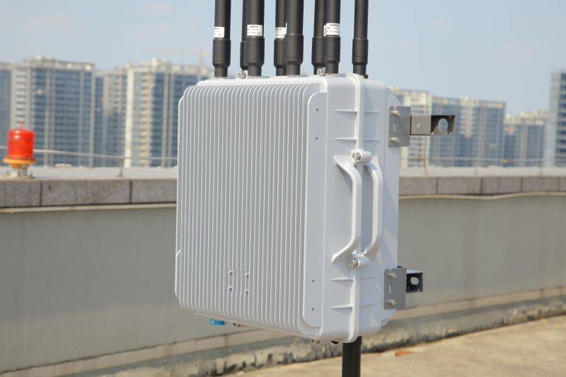 جهاز تشويش بدون طيار متعدد الاتجاهات متقدم كامل المدى للطائرات بدون طيار